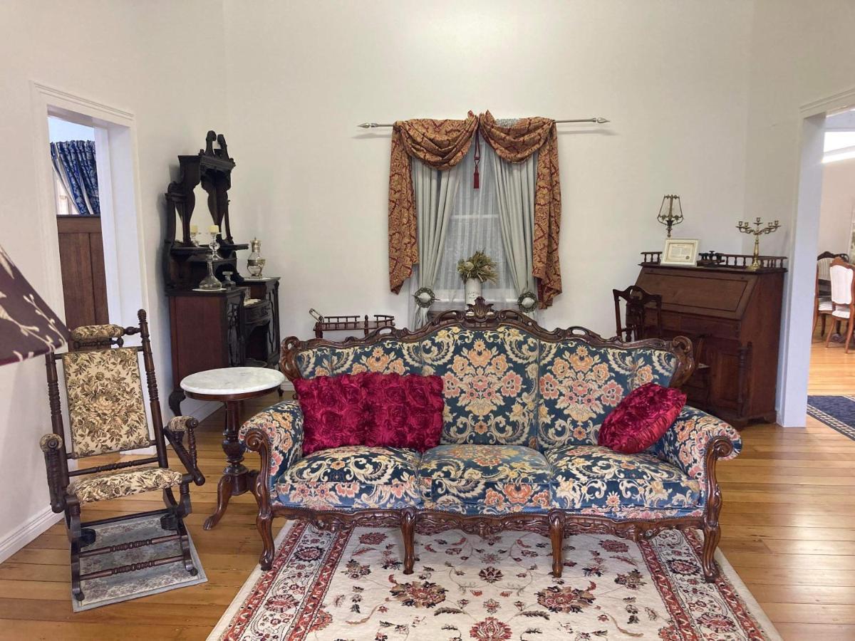 The Old Station Masters House Qld Bed & Breakfast Maryborough