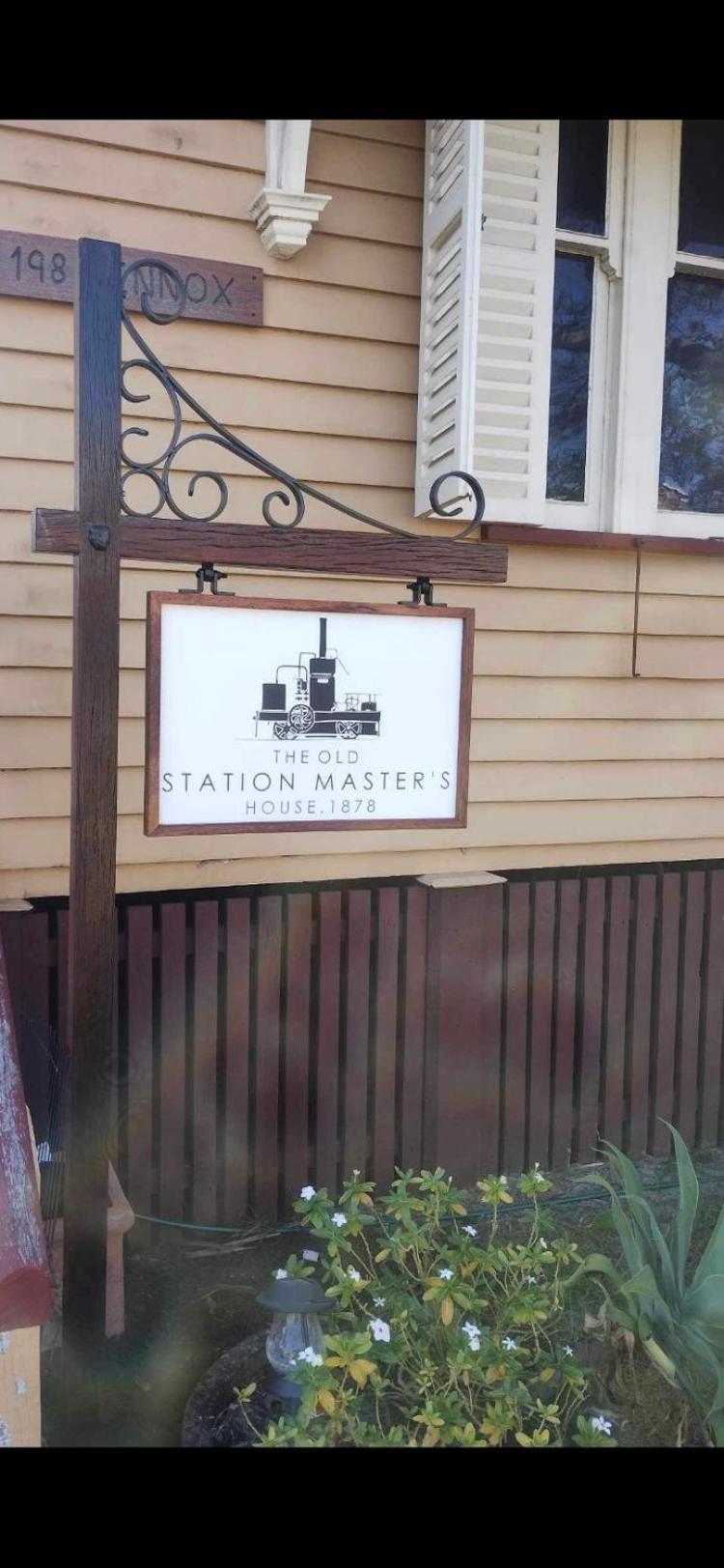 Bed & Breakfast The Old Station Masters House Qld Maryborough